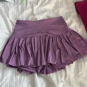 Gold hinge skirt